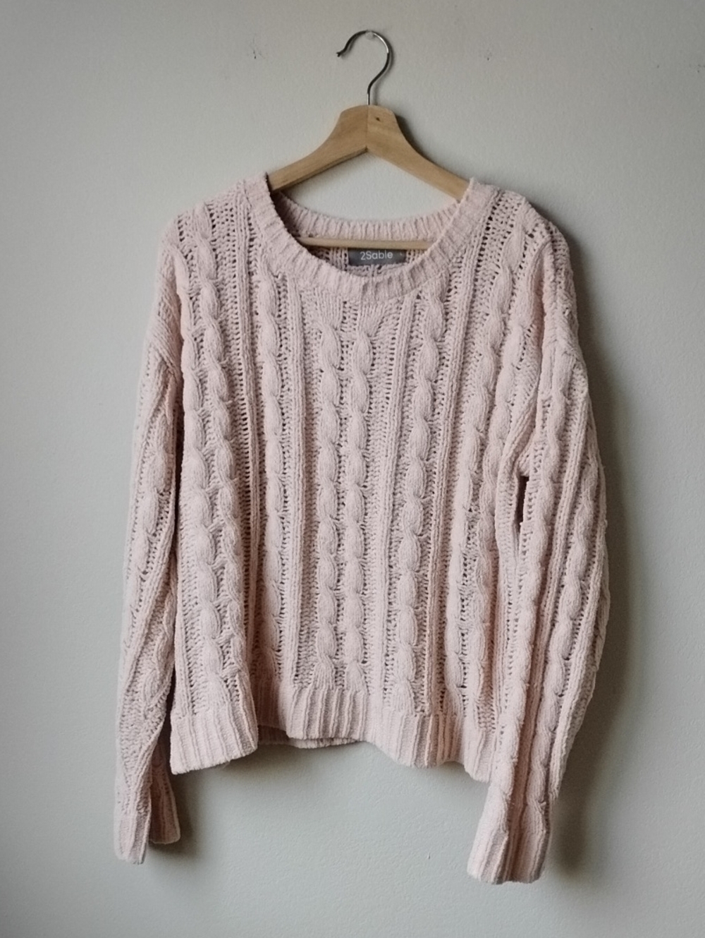 2Sable Size L Cable Knit Crewneck Sweater - Pale Pink